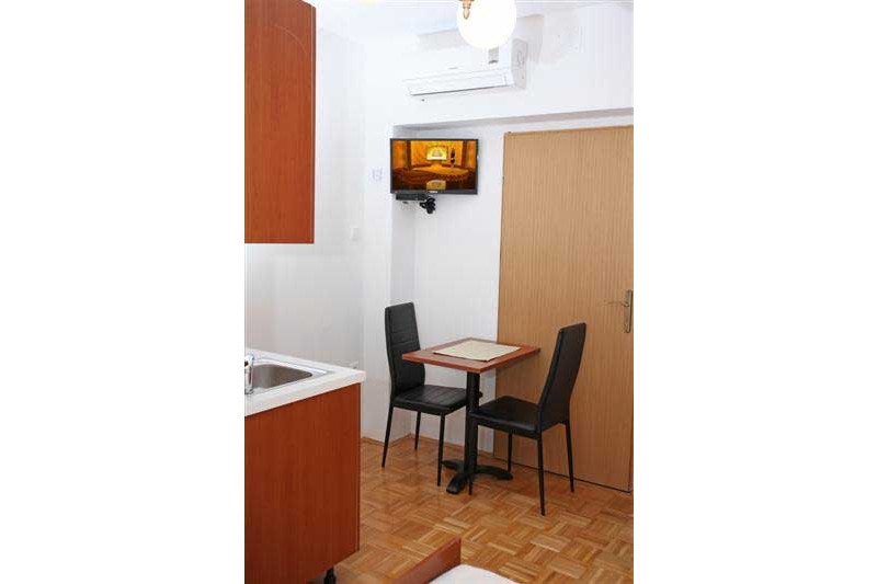 Povoljni apartmani Makarska - Apartman Marita S2 / 07